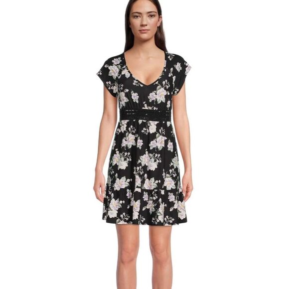 4 for $20 Juniors Y2K Babydoll Black Purple Floral Dress with Short Sleeves M - Picture 2 of 4